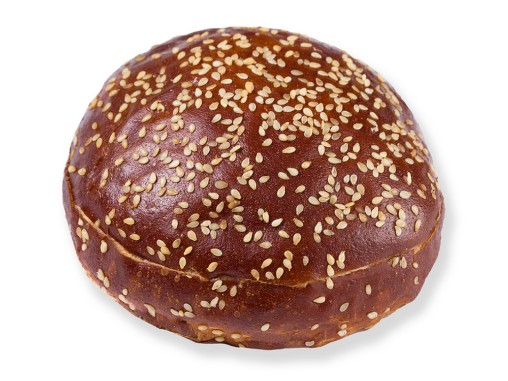 225387 Pretzel hamburger bun met sesam Ø11 cm