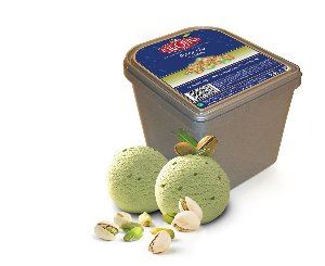 Crème glacée pistache aux noix