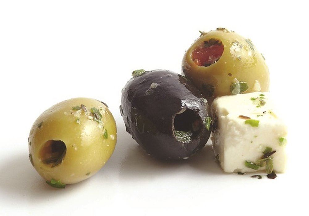 Mélange d'olives au fromage blanc