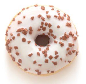 Mini donuts fourrés au caramel avec topping au chocolat blanc