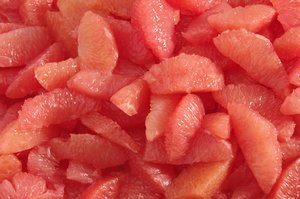 Salade de fruits segments de pamplemousse - au jus
